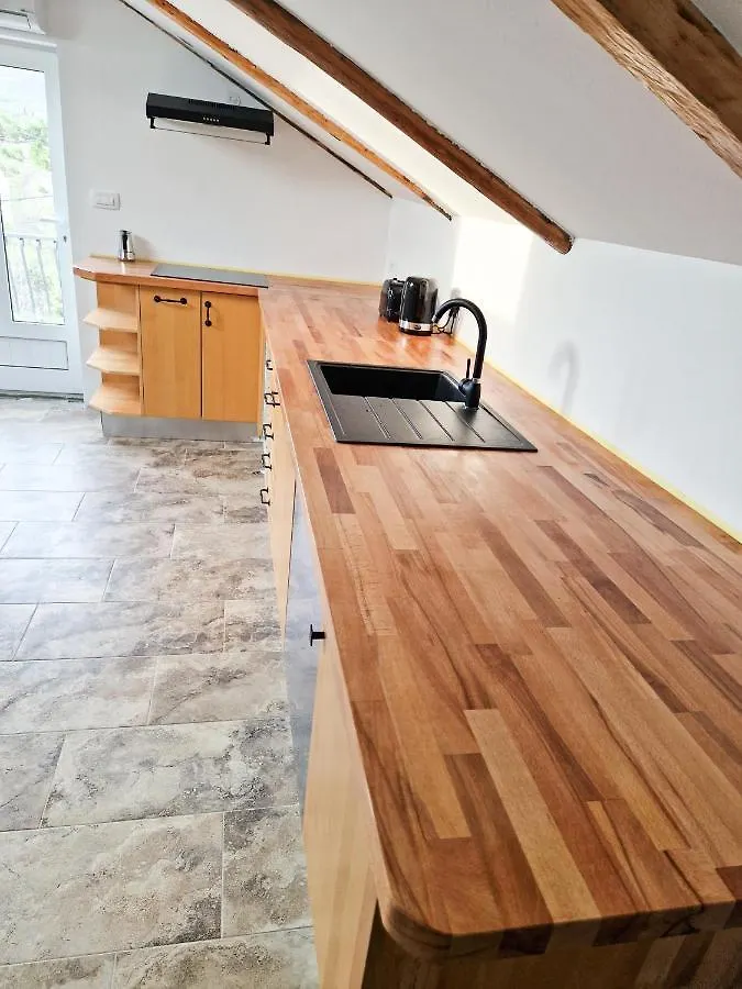 Apartment Apartman Valja - 55M2 - Sea View - Garden - Grill Jadranovo
